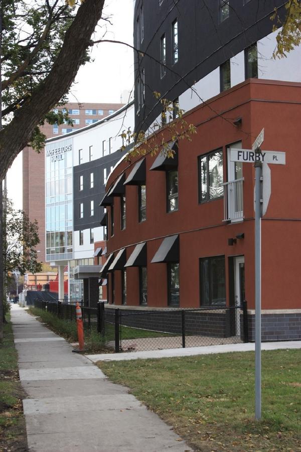 Uwinnipeg Downtown Hostel Exterior photo